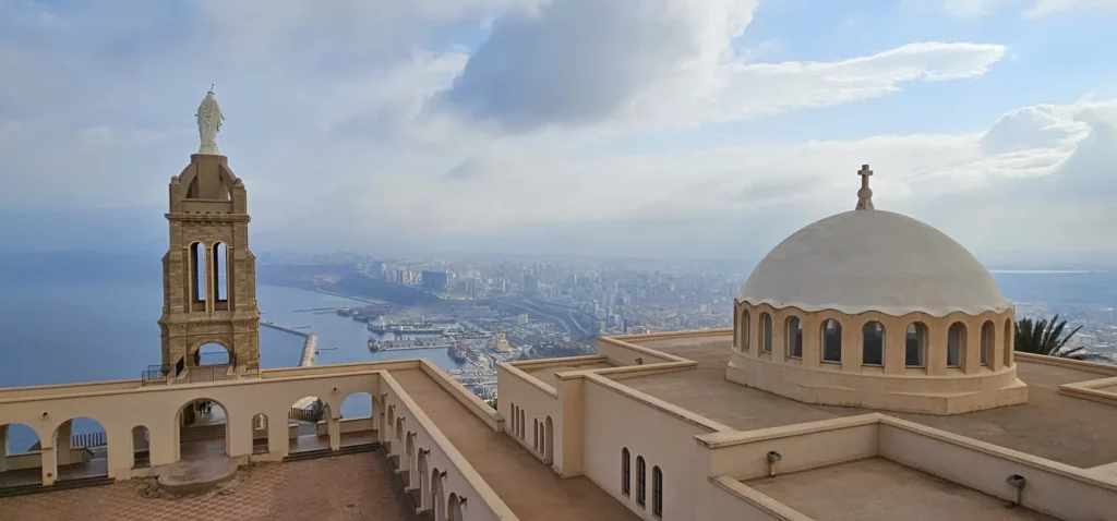 Chapelle de Santa Cruz au-dessus de la baie d’Oran, Algérie