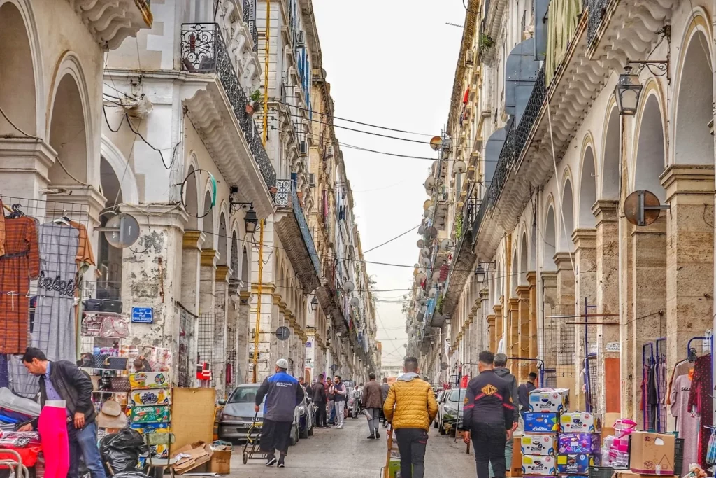 Rue du centre d'Alger, Algérie