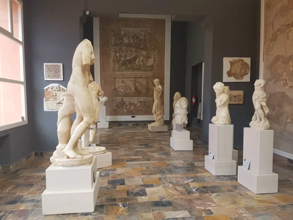 Statues antiques du musée de Cherchell, Algérie